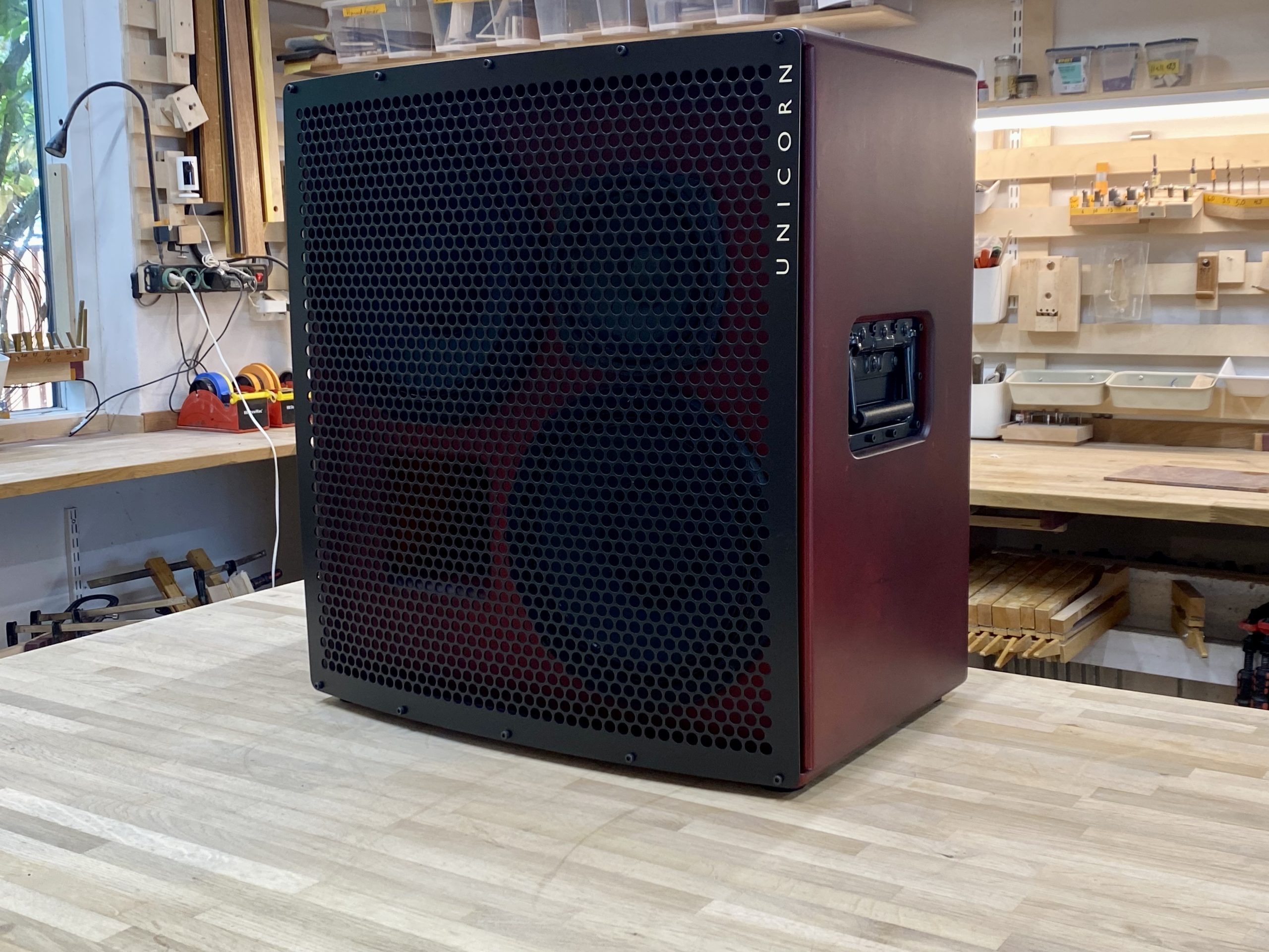 UNICORN 1026-600  Dark red cherry finish